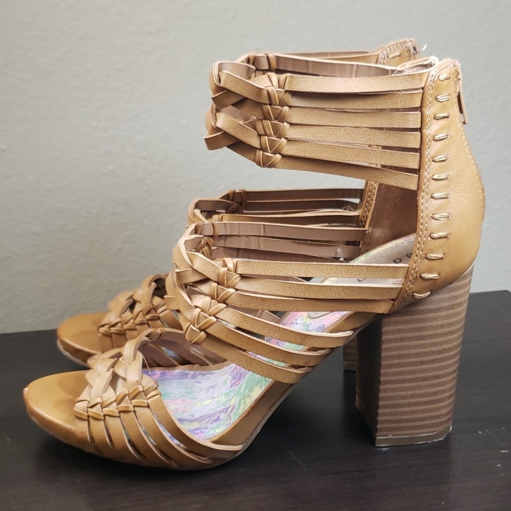 Madden Girl shoe